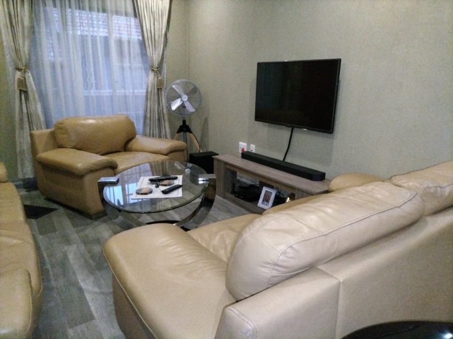 3 Bedroom Property for Sale in Rustenburg Central North West